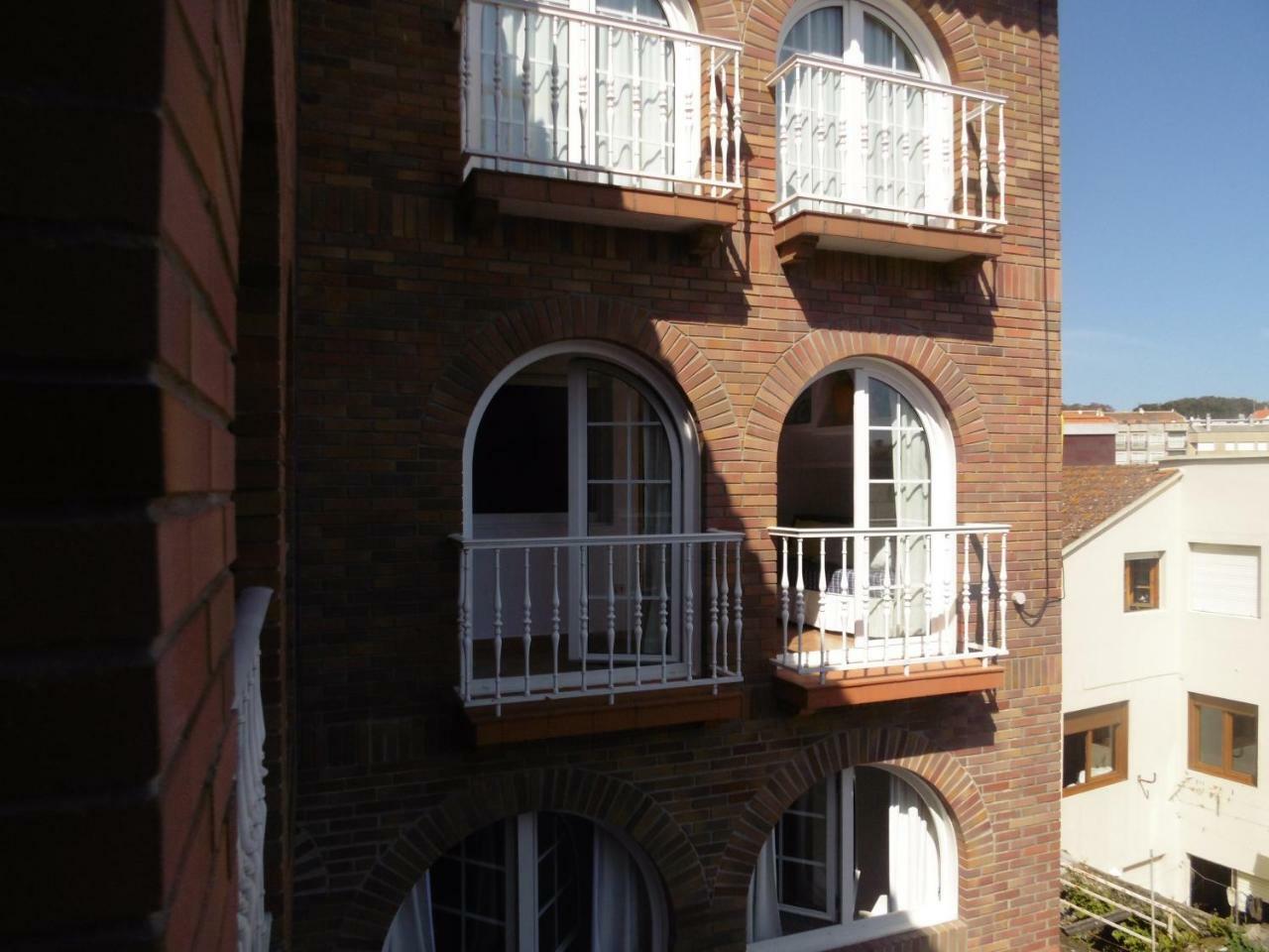 Apartamentos Turisticos Casa Soto Baiona Exterior foto